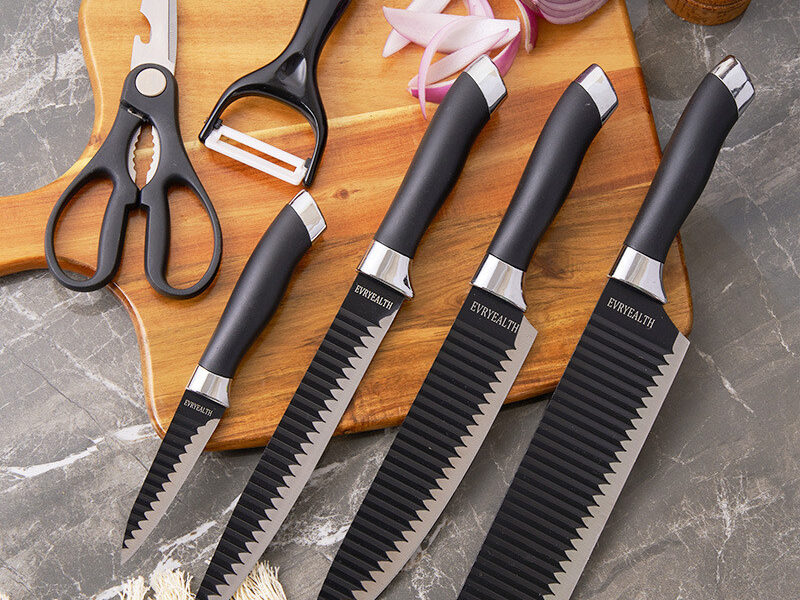 Kit facas de cozinha/Churrasco Profissional Antiaderente 6 Peças Preto/colorido