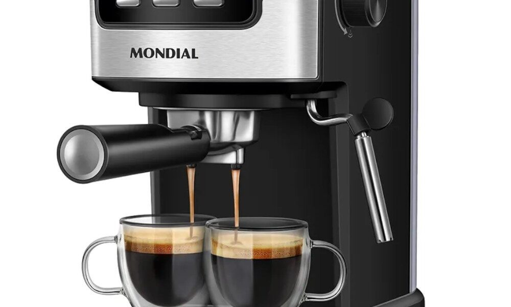 Cafeteira expresso 20 Bar preto e prata - Dolce Crema C-20-EC Mondial