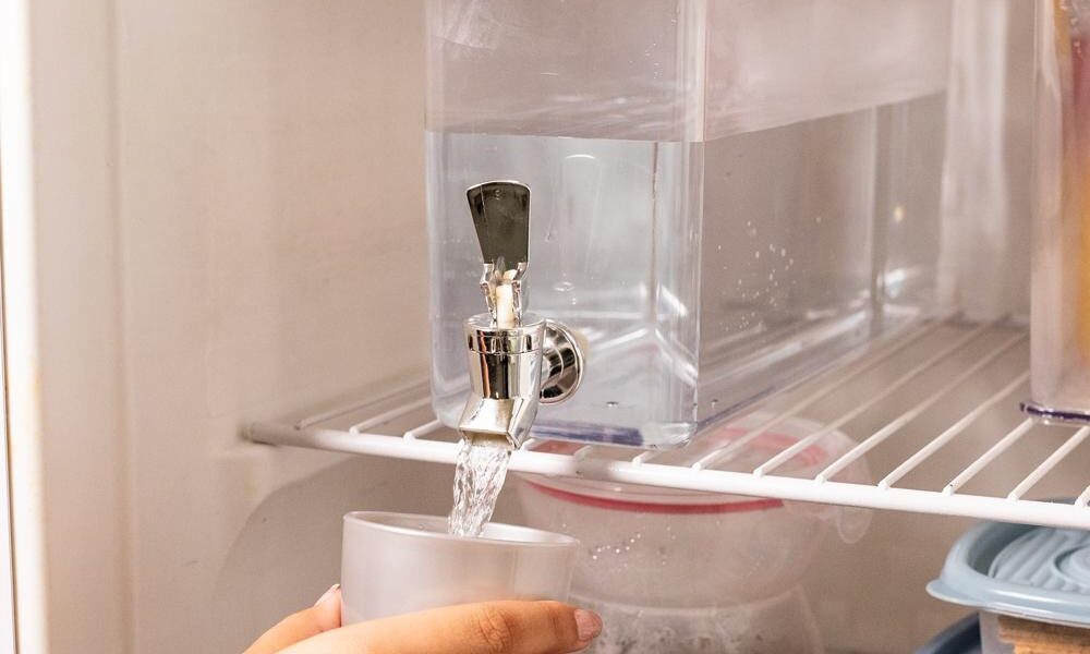 Reservatório Dispenser Geladeira para Água 5,85 L Plasútil