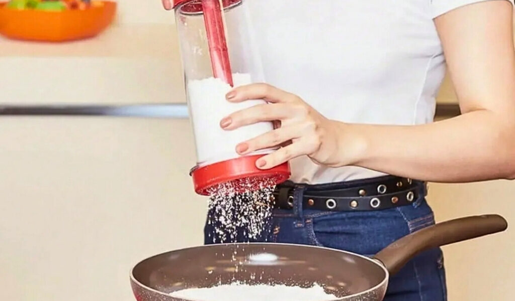 Tapioqueira 2 em 1 | Peneira + Armazenador de Tapioca | Praticidade Sem Sujeira na Cozinha - BARUCH