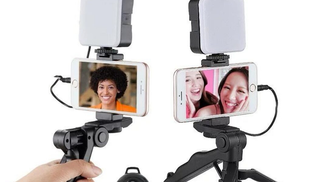 Kit Youtuber Tripe Vlog Live Suporte Celular Led com Microfone Fazer Vídeos