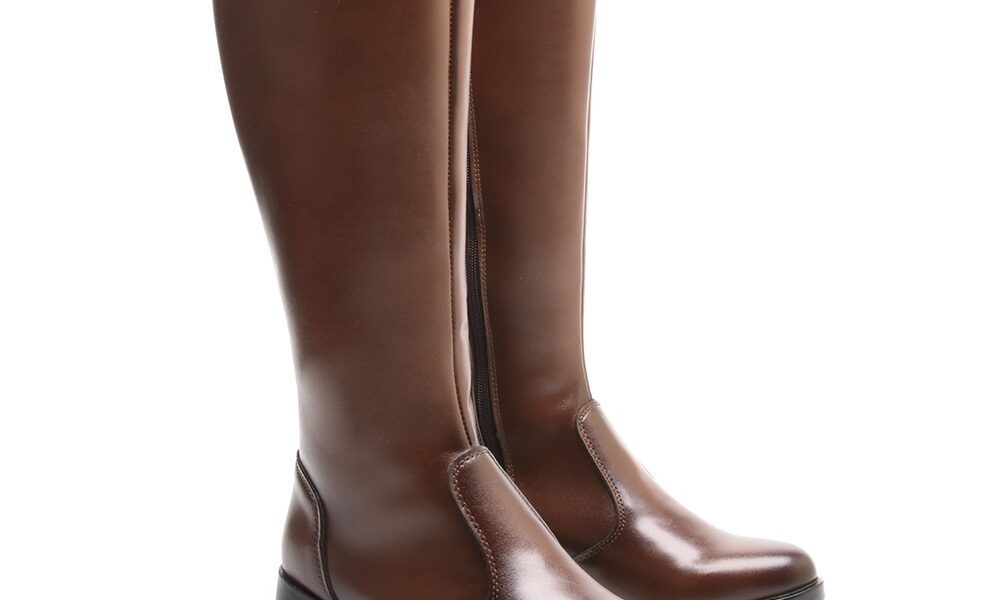 Bota Feminina Montaria Versales Bico Fino Cano Alto Confortável Salto Baixo Bloco Café Preto