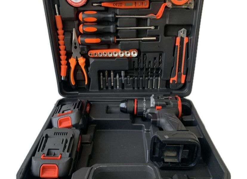 Parafusadeira e Furadeira 2 Baterias 48v Sem Fio Bivolt C/31Pçs 710w de Potência