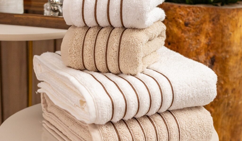 Jogo Toalhas De Banho Super Luxo 4 Peças 100% Algodão Casal Gigante Alta Absorção Toalha Felpuda