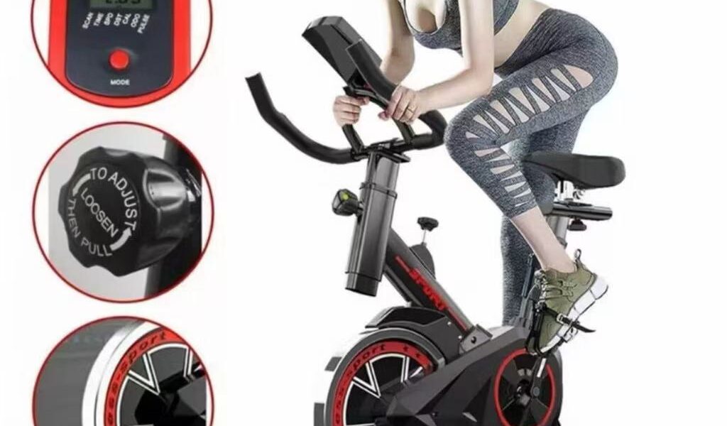 Esta é uma bicicleta ergométrica doméstica silenciosa, equipada com um volante de 15 kg e capacidade de carga de 150 kg.