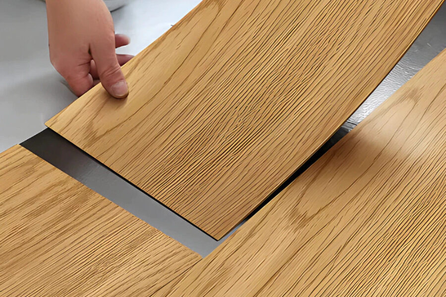 Piso Vinilico Adesivo Caixa Com 36 Pecas Madeira Moderno Com Cola Antiderrapante Lavável 91,4x15,2cm