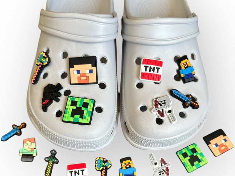 Kit 6 Pins Botons minecraft Jogo infantil Tnt Espada Lindos