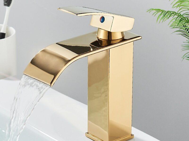 Torneira De Lavatório Luxo Aço Inoxidável , Alta/Curto Estilo Para Bancada , Com Mangueira